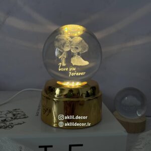 گوی کریستالی چرخان عاشقانه