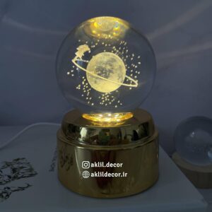 گوی چرخان ماه دختر